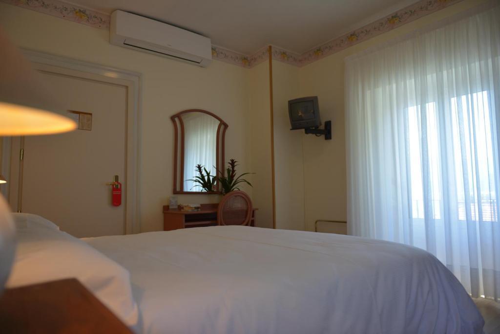 Belvedere Como Lake Relais 3* Argegno